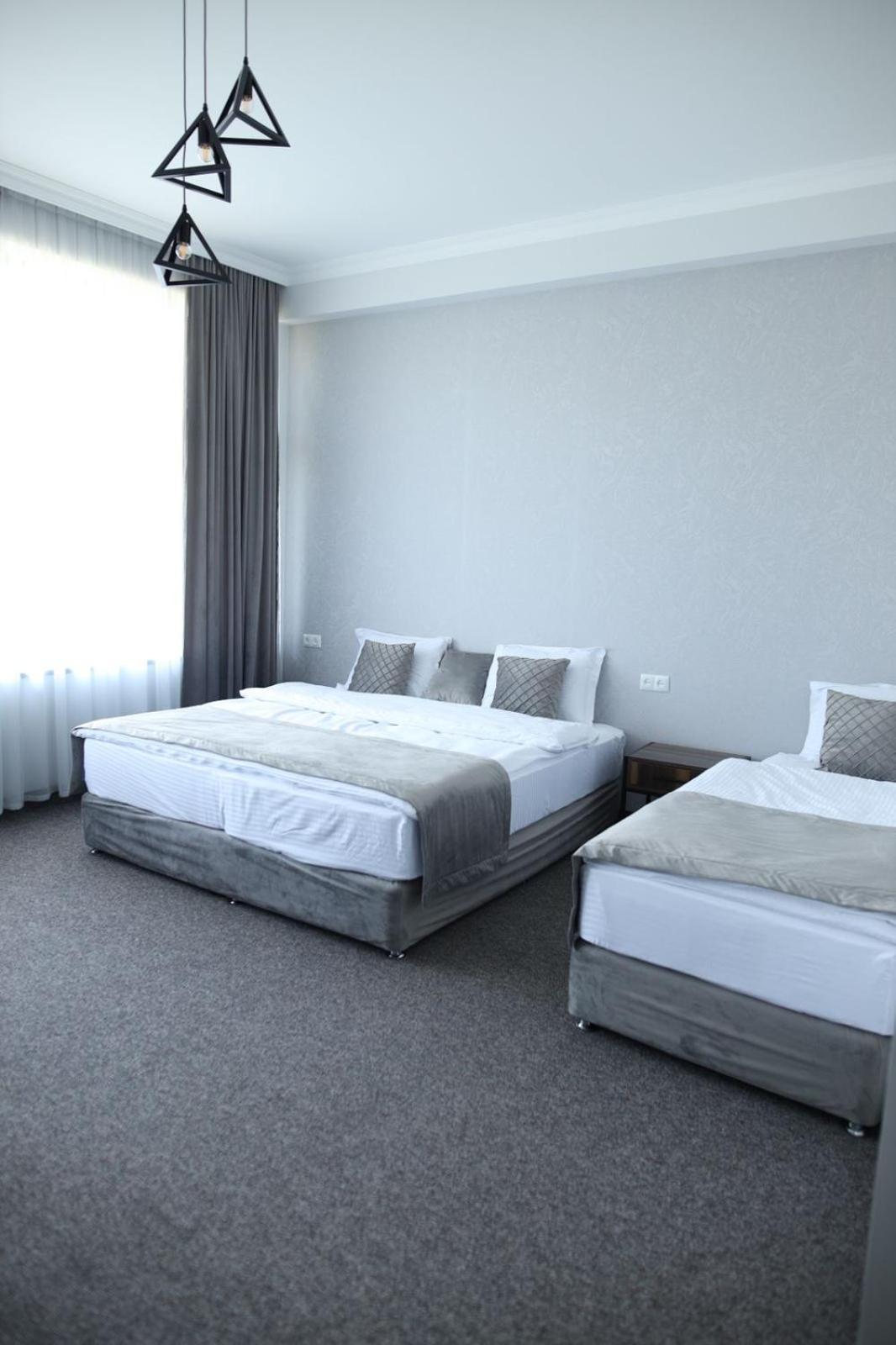 Bmg Hotel By Grigoryans Group غوريس المظهر الخارجي الصورة